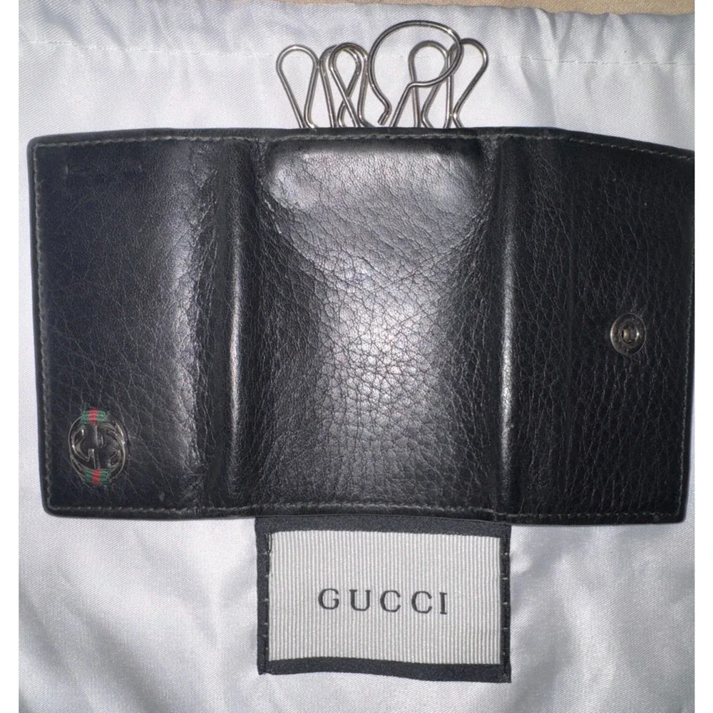 A07. Gucci Black leather interlocking GG 6-Key/Card case w/ Sherry line detail - Picture 3 of 3